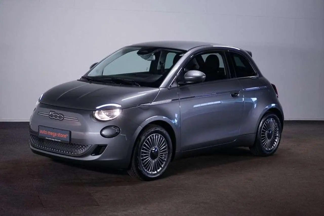 Photo 1 : Fiat 500 2023 Electric