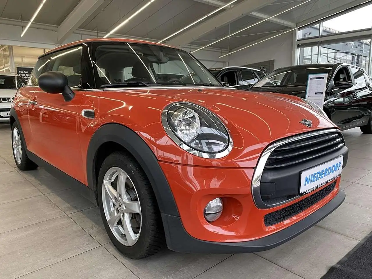 Photo 1 : Mini One 2018 Petrol