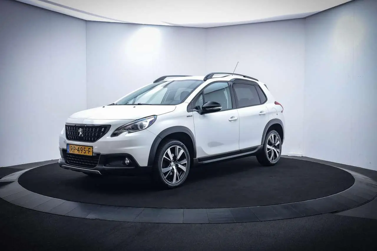 Photo 1 : Peugeot 2008 2017 Petrol