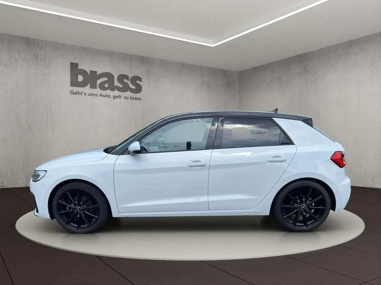 Photo 1 : Audi A1 2022 Essence