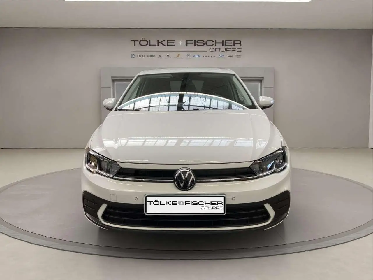 Photo 1 : Volkswagen Polo 2024 Petrol