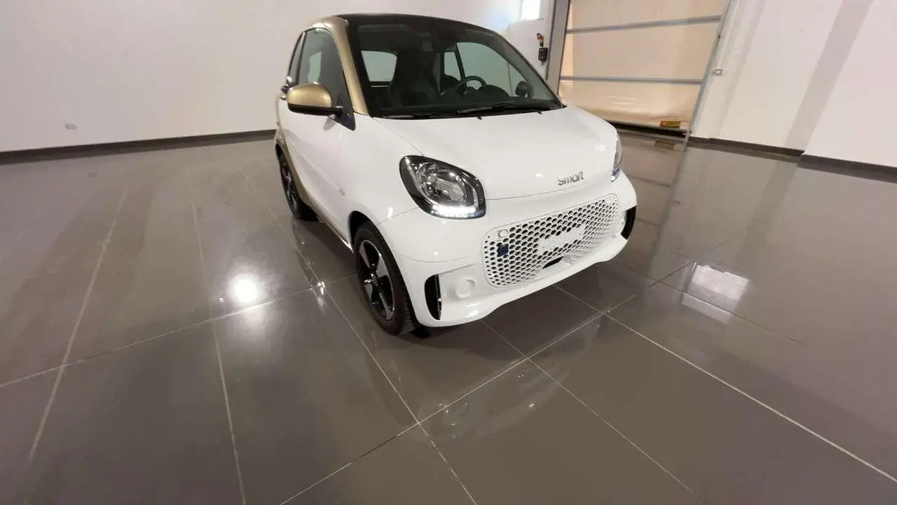 Photo 1 : Smart Fortwo 2021 Electric