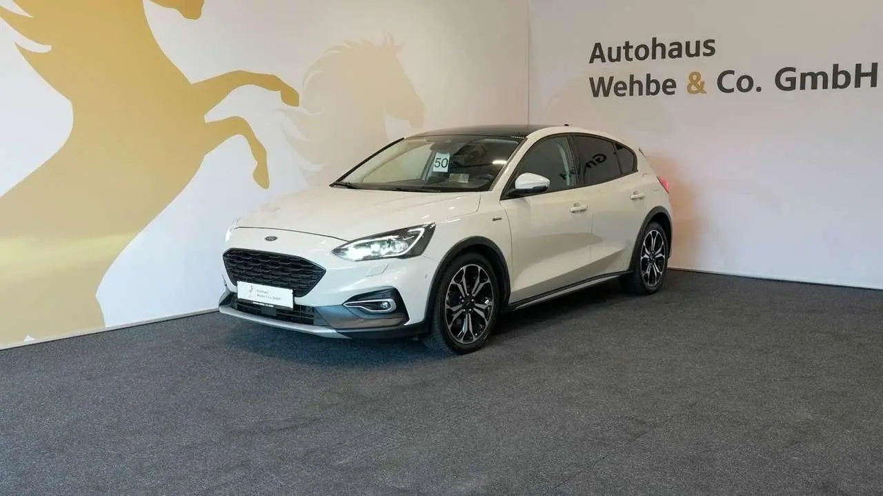 Photo 1 : Ford Focus 2019 Petrol