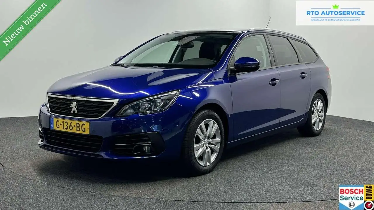 Photo 1 : Peugeot 308 2019 Petrol