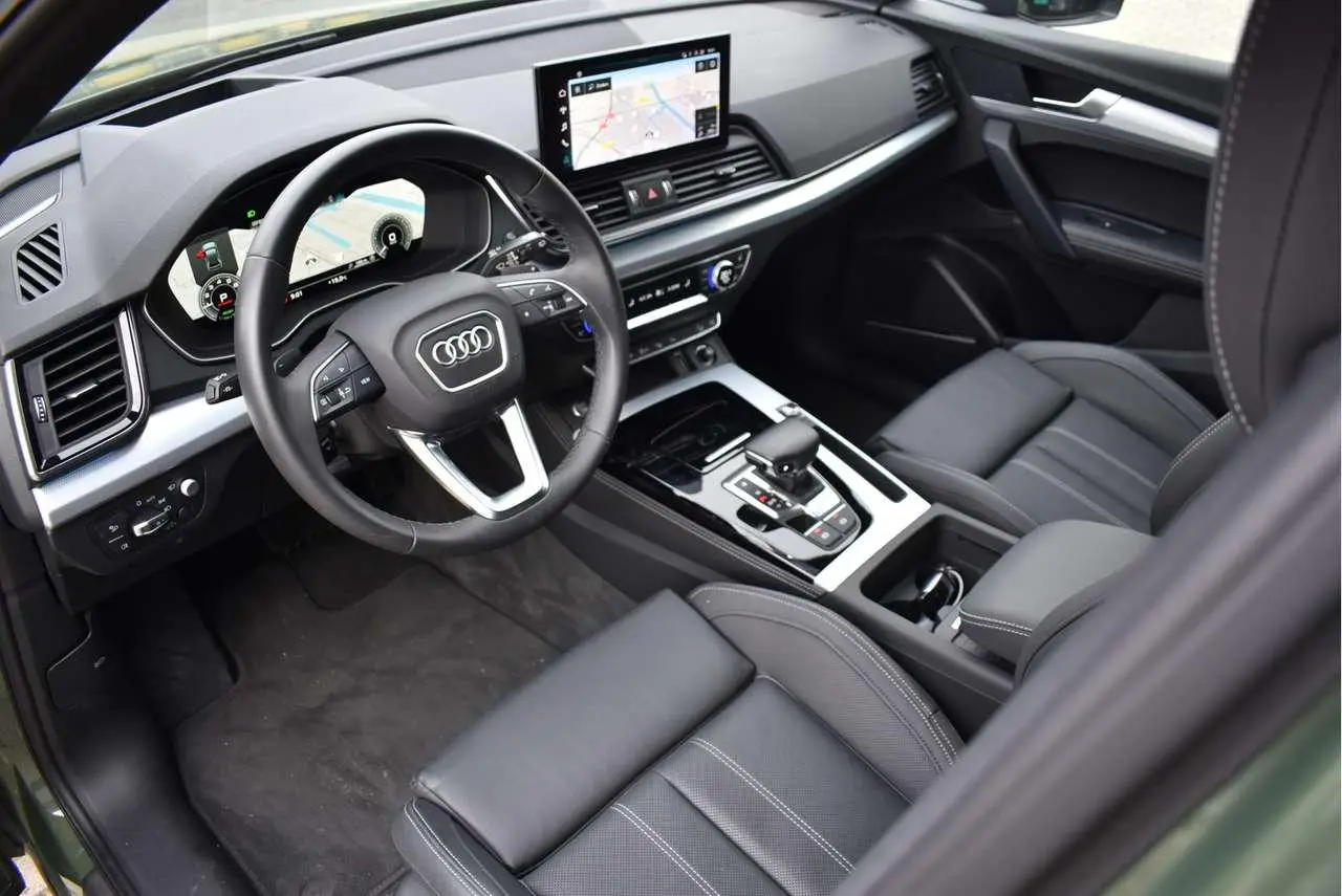 Photo 1 : Audi Q5 2021 Hybride