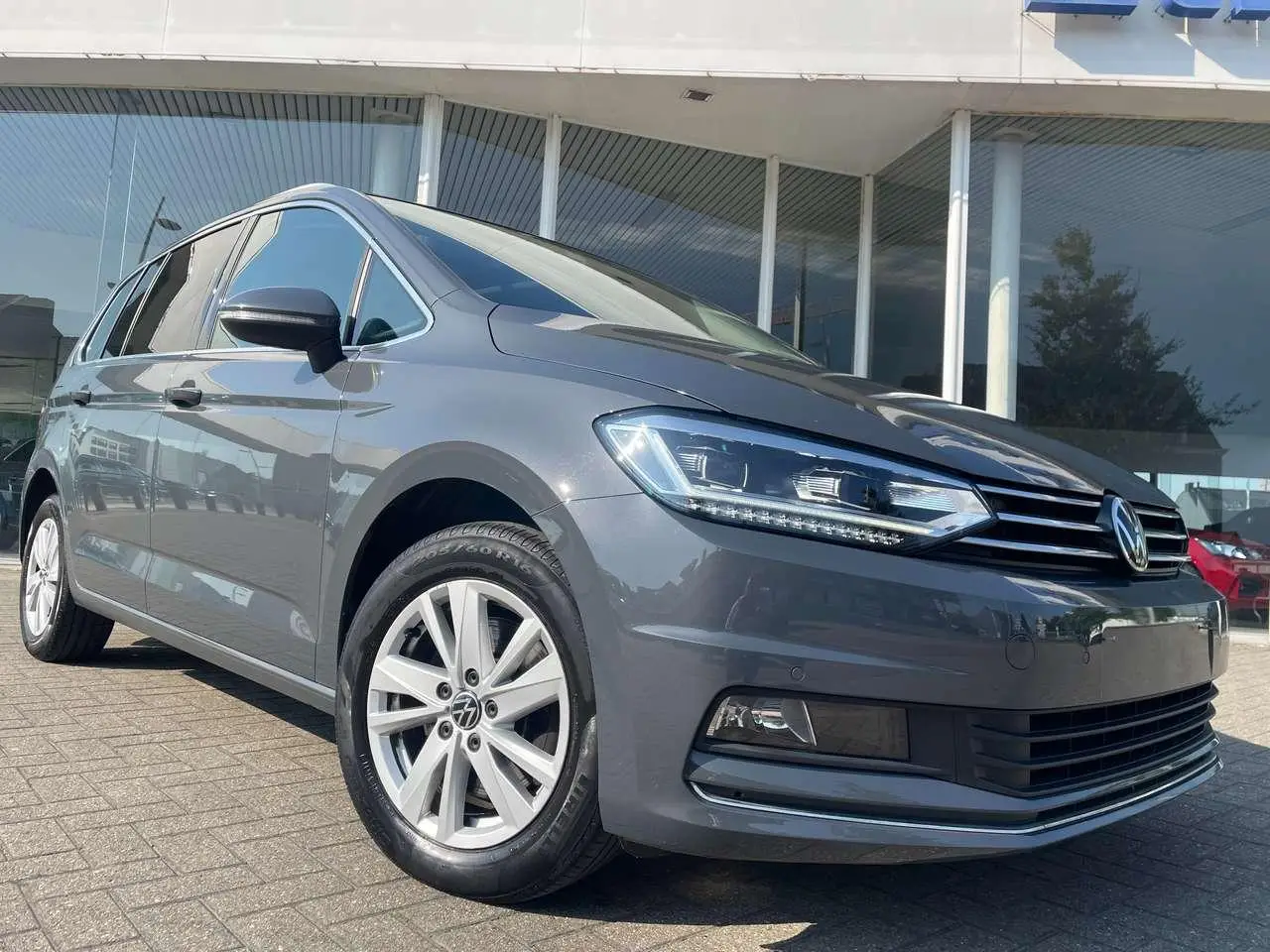 Photo 1 : Volkswagen Touran 2020 Petrol