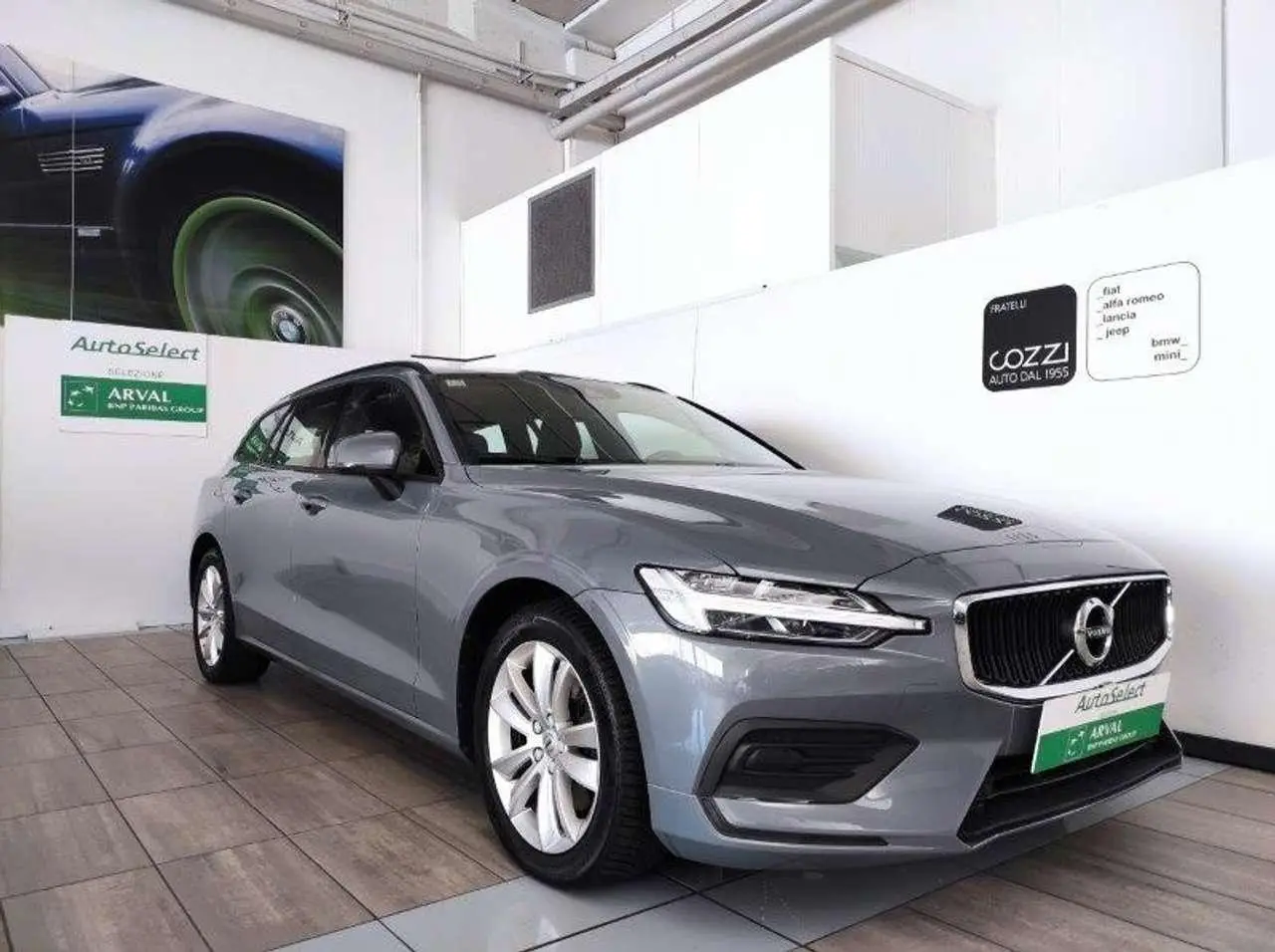 Photo 1 : Volvo V60 2021 Hybrid