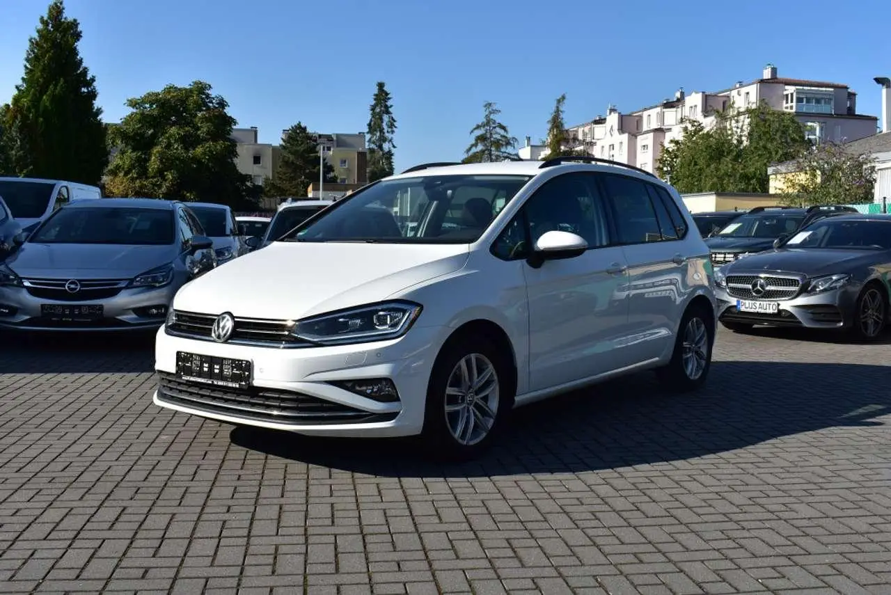 Photo 1 : Volkswagen Golf 2019 Diesel