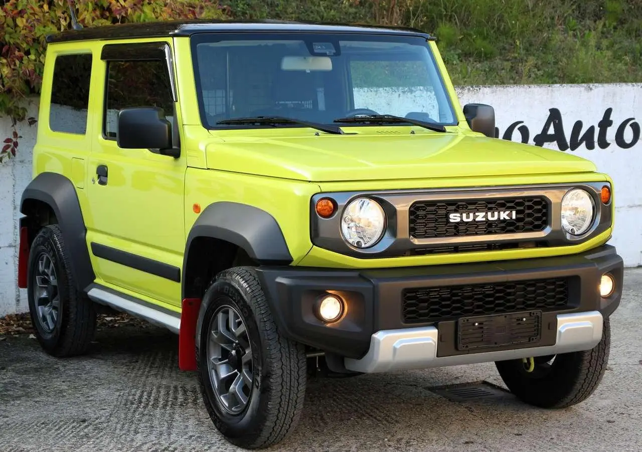 Photo 1 : Suzuki Jimny 2023 Petrol