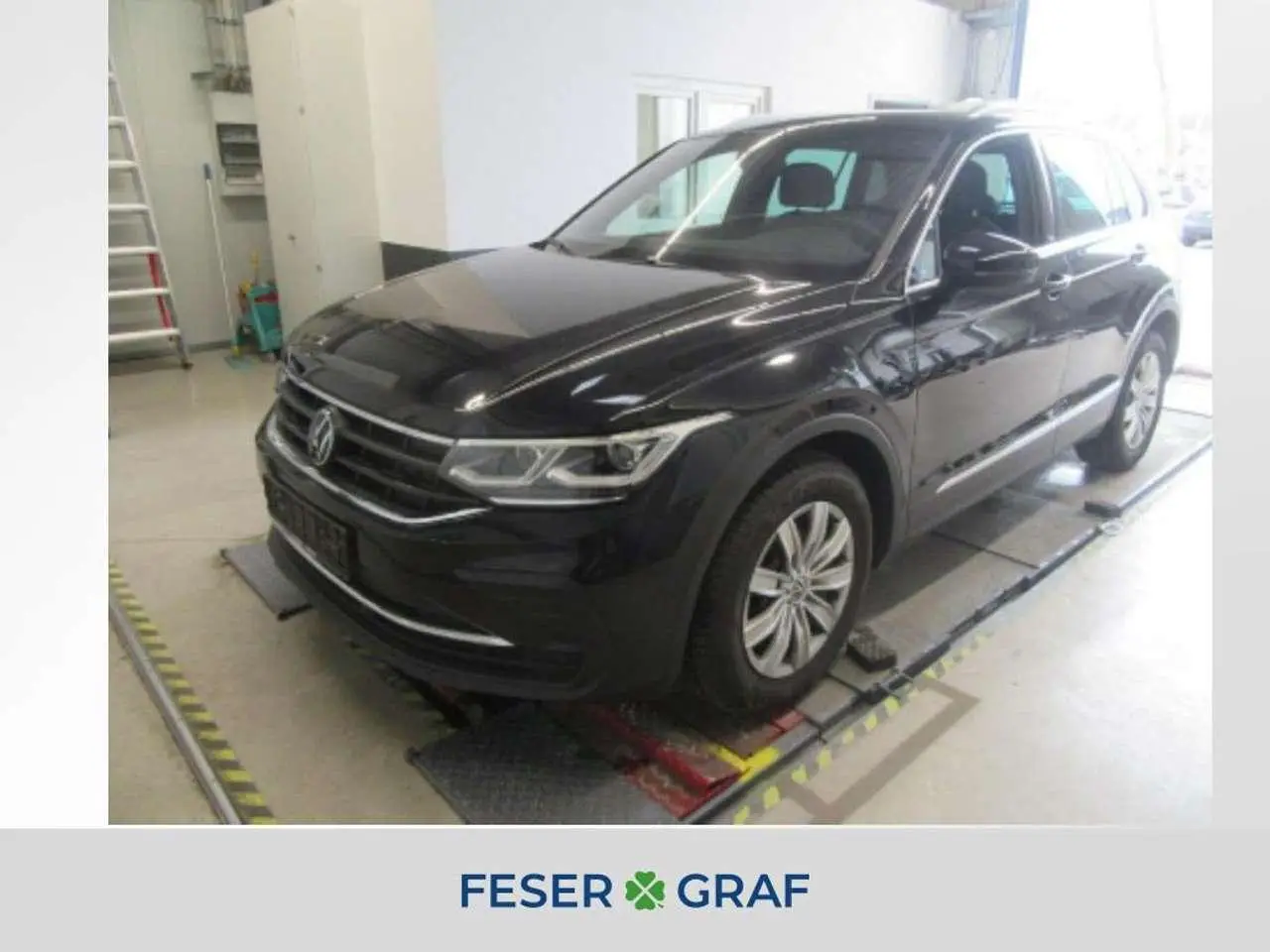 Photo 1 : Volkswagen Tiguan 2024 Petrol