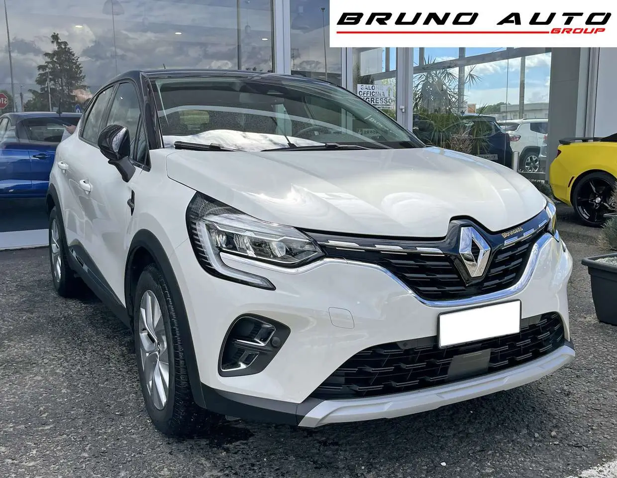 Photo 1 : Renault Captur 2020 Essence