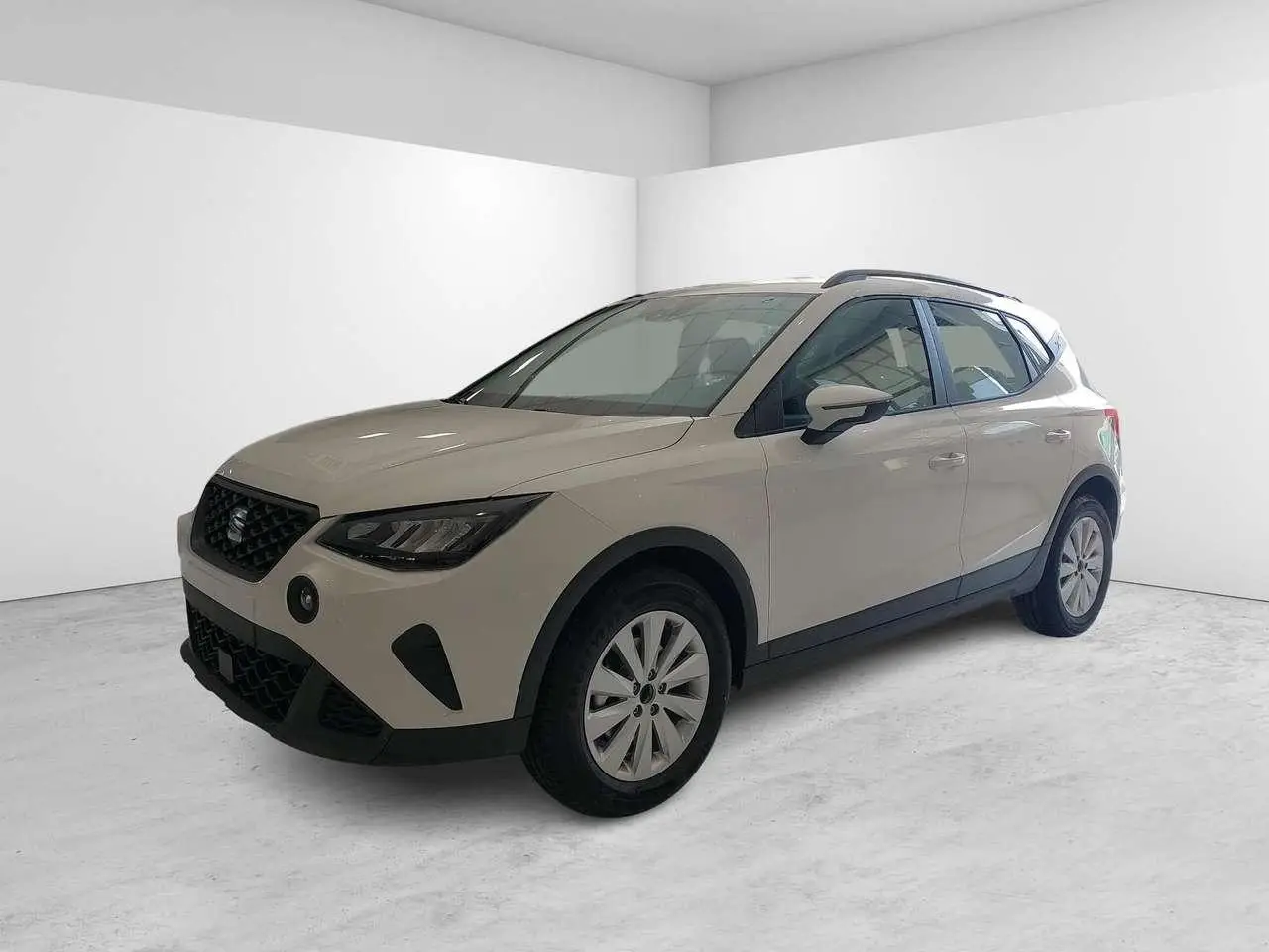 Photo 1 : Seat Arona 2023 Petrol