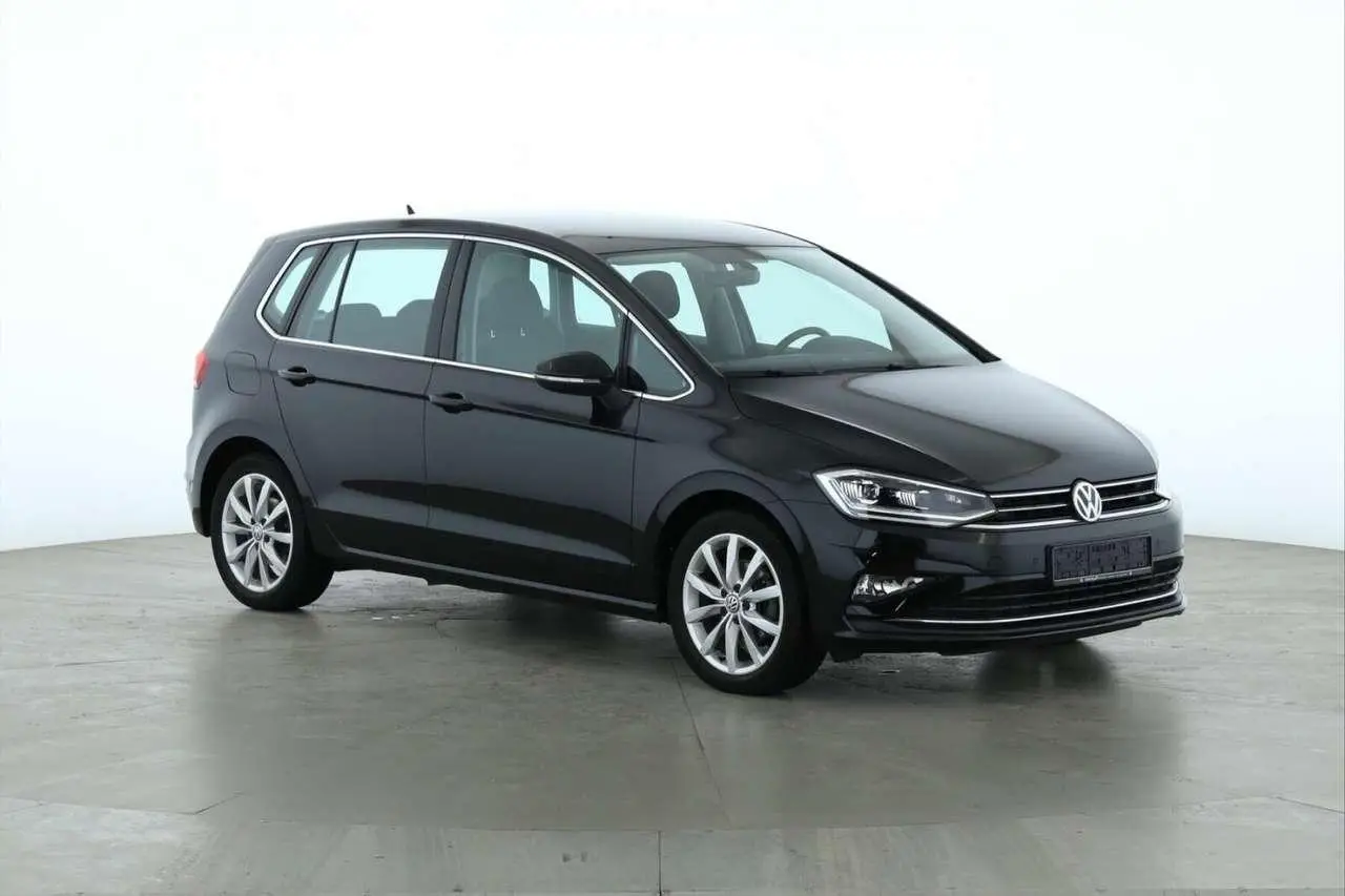 Photo 1 : Volkswagen Golf 2019 Essence