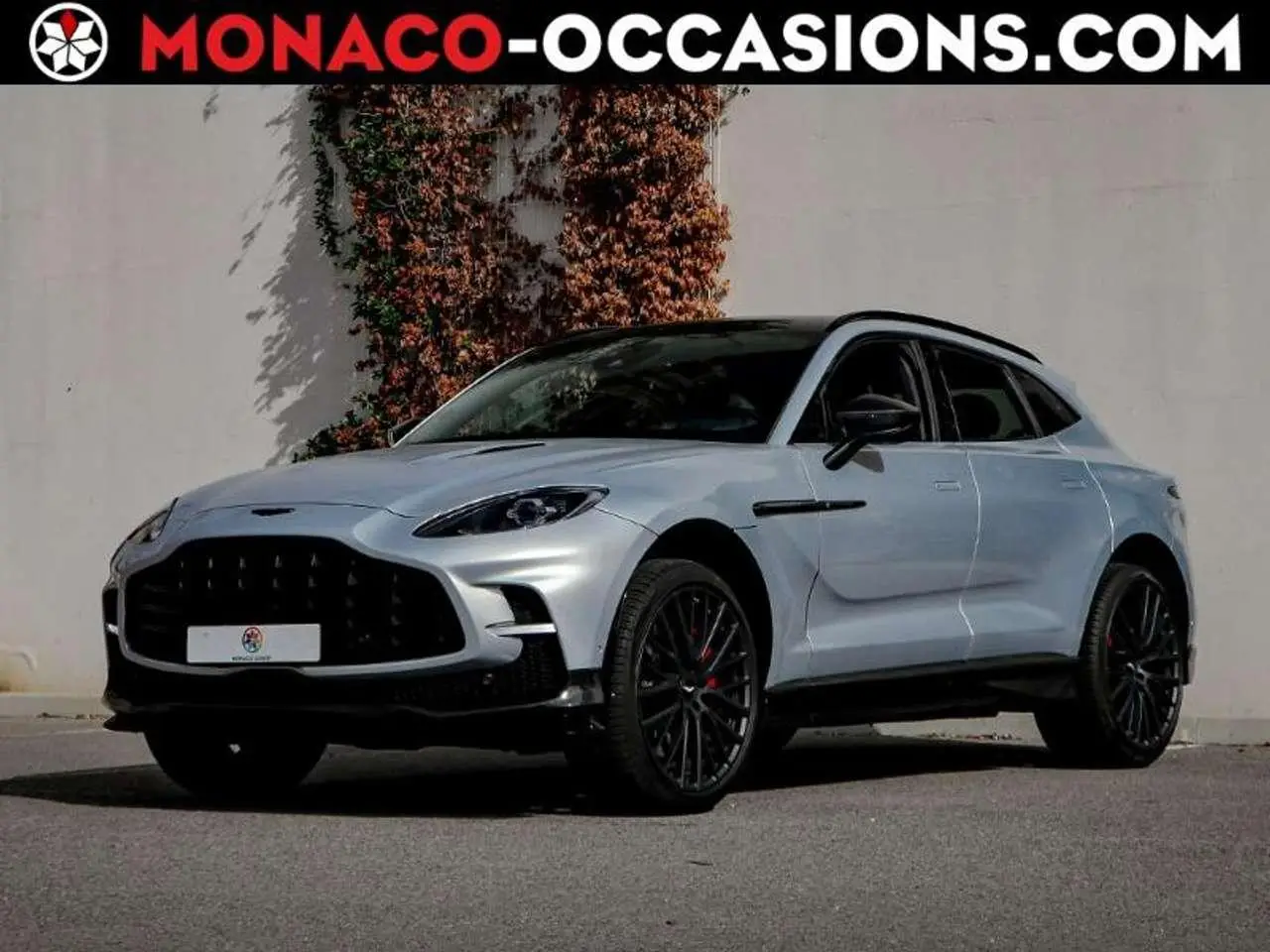 Photo 1 : Aston Martin Dbx 2023 Petrol