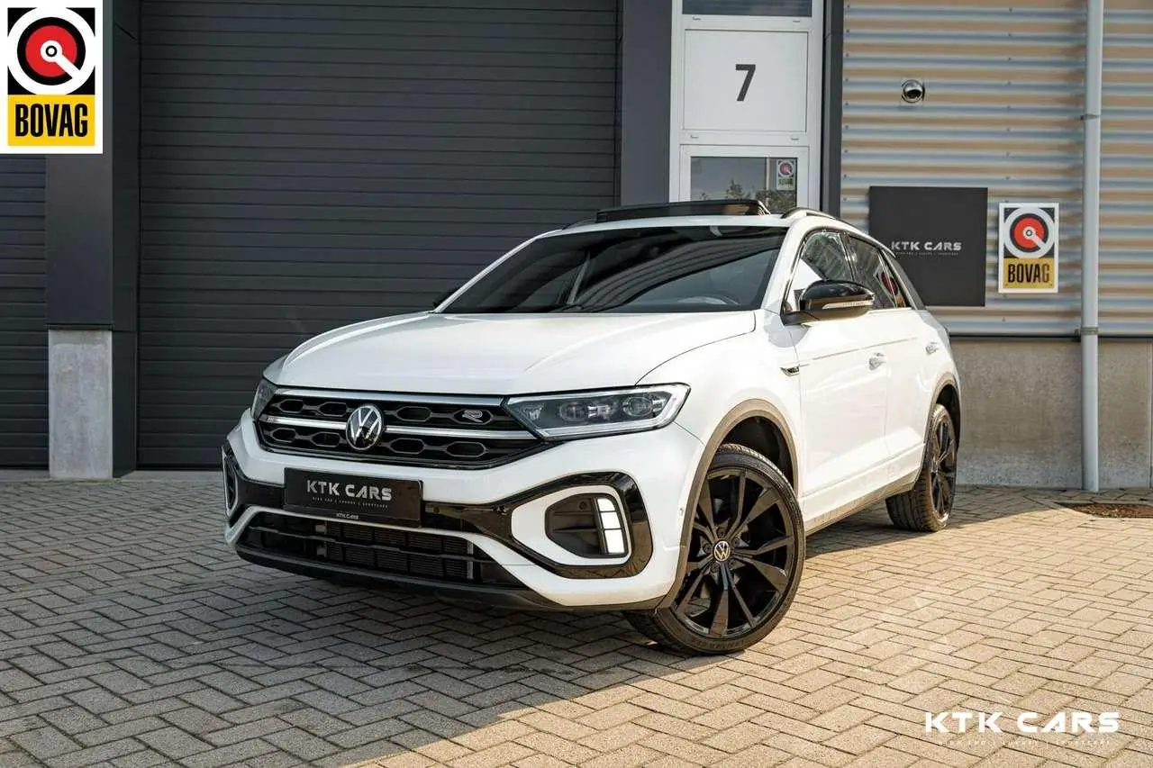 Photo 1 : Volkswagen T-roc 2022 Essence