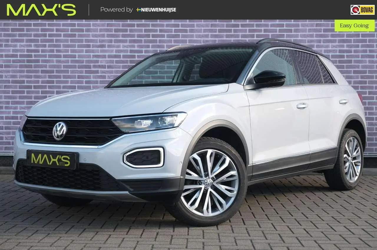 Photo 1 : Volkswagen T-roc 2020 Essence