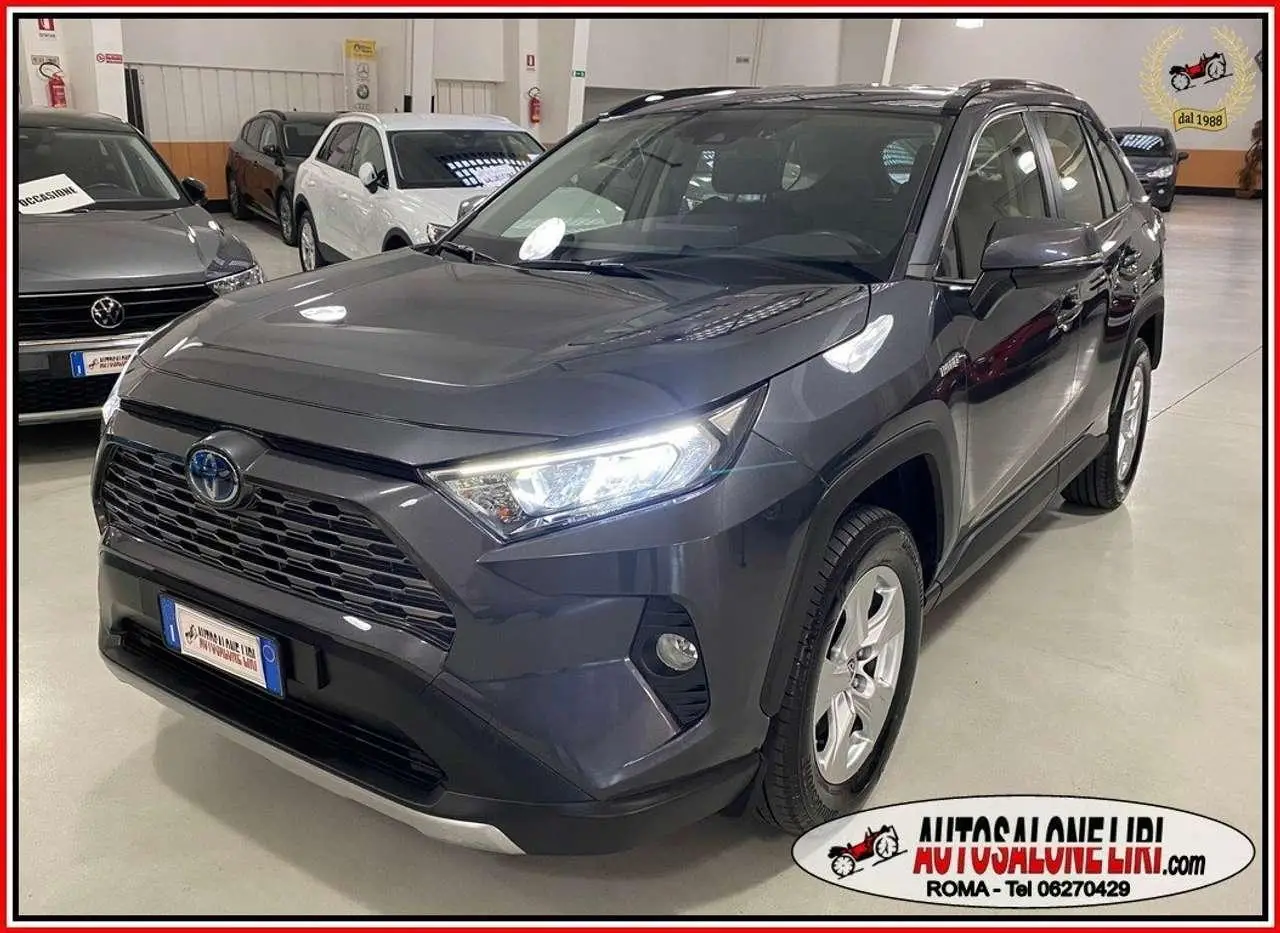 Photo 1 : Toyota Rav4 2021 Hybrid