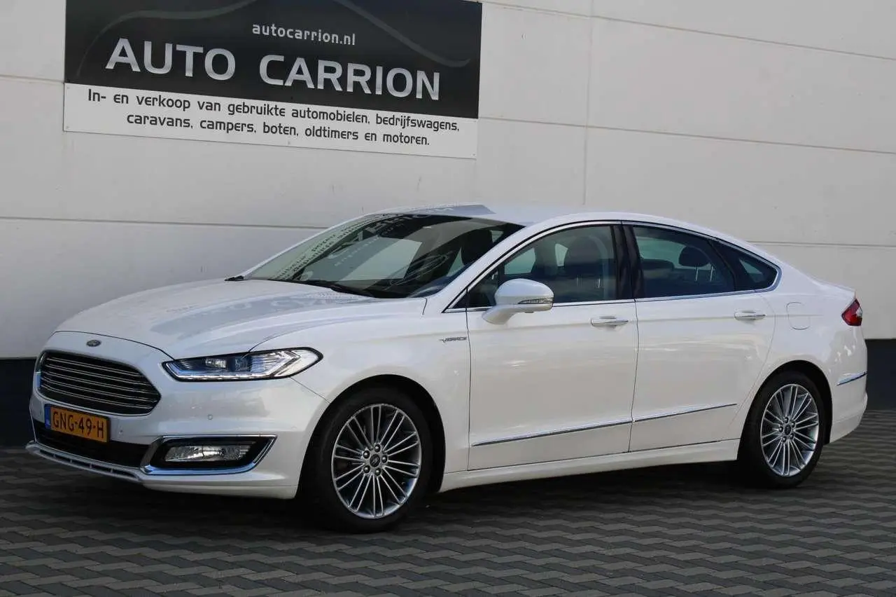 Photo 1 : Ford Mondeo 2015 Hybrid