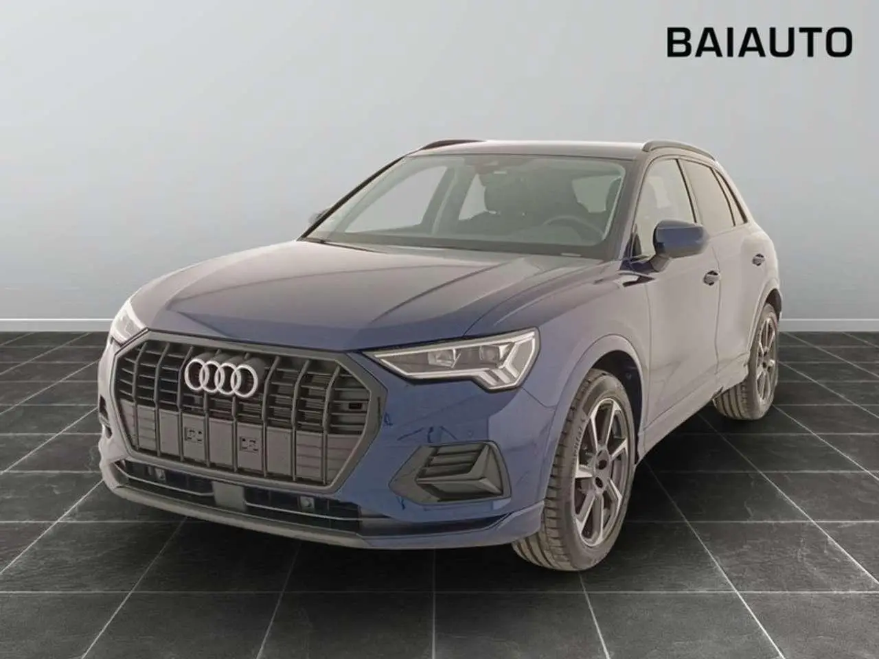 Photo 1 : Audi Q3 2024 Essence