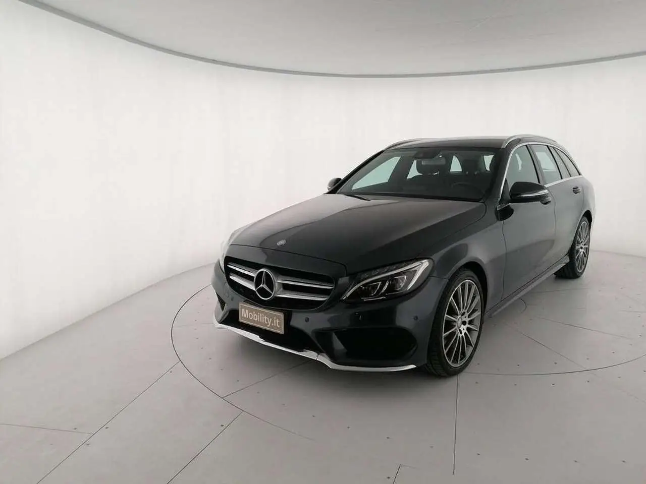 Photo 1 : Mercedes-benz Classe C 2015 Essence