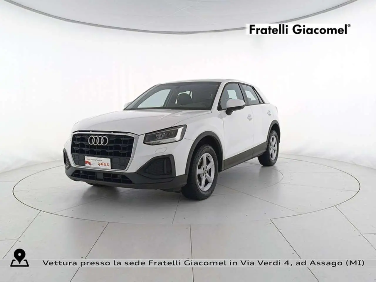 Photo 1 : Audi Q2 2021 Petrol