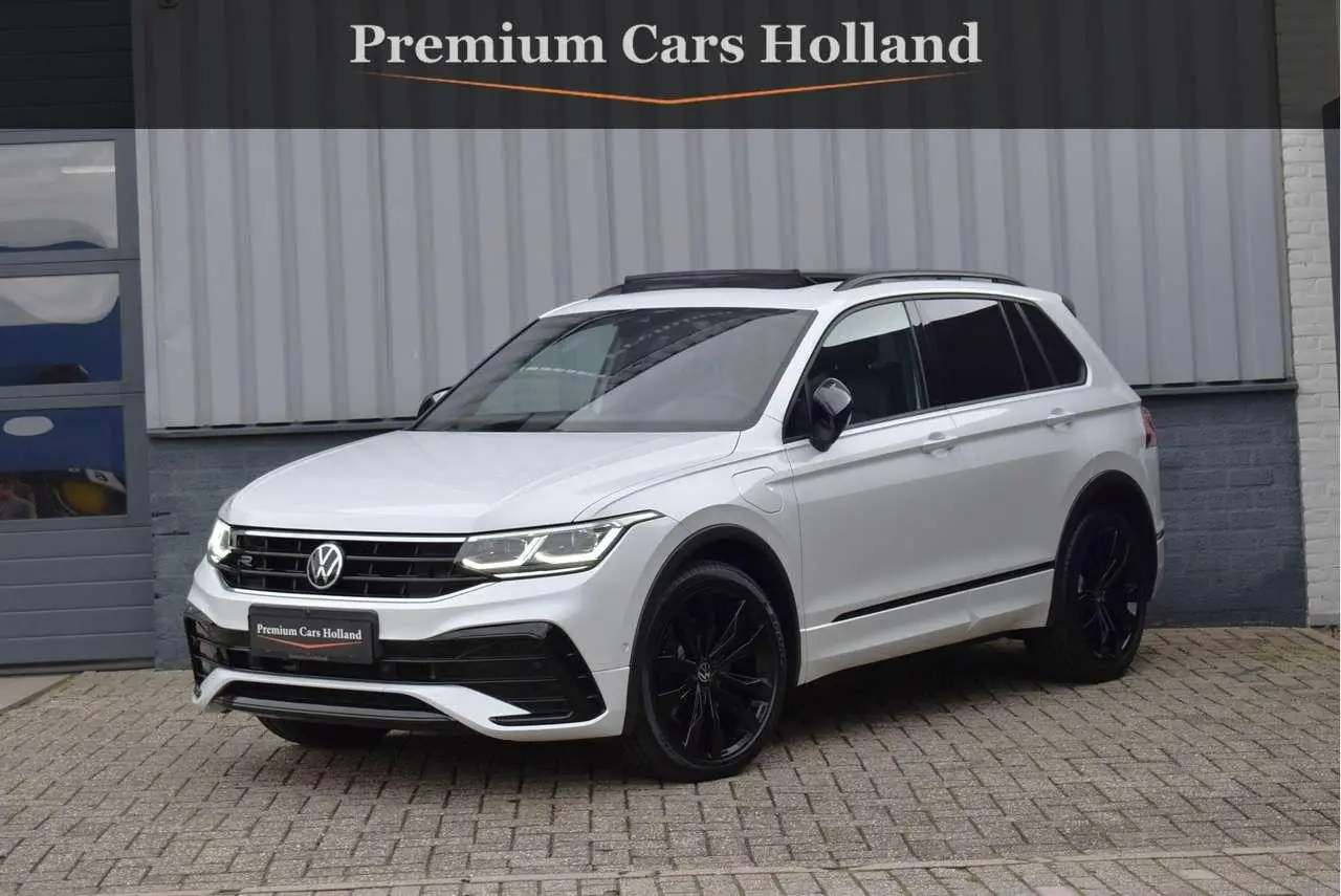 Photo 1 : Volkswagen Tiguan 2021 Hybride