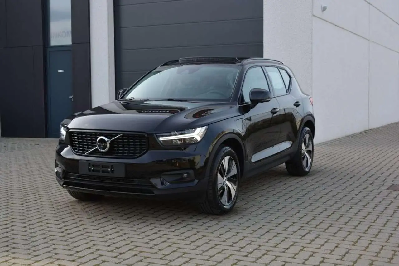 Photo 1 : Volvo Xc40 2021 Hybride