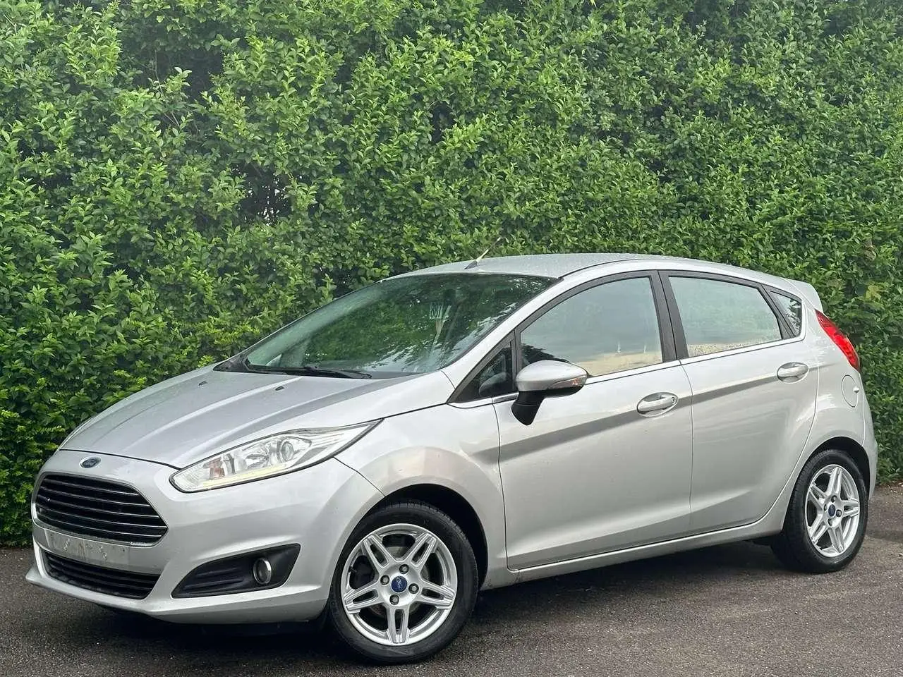 Photo 1 : Ford Fiesta 2015 Petrol