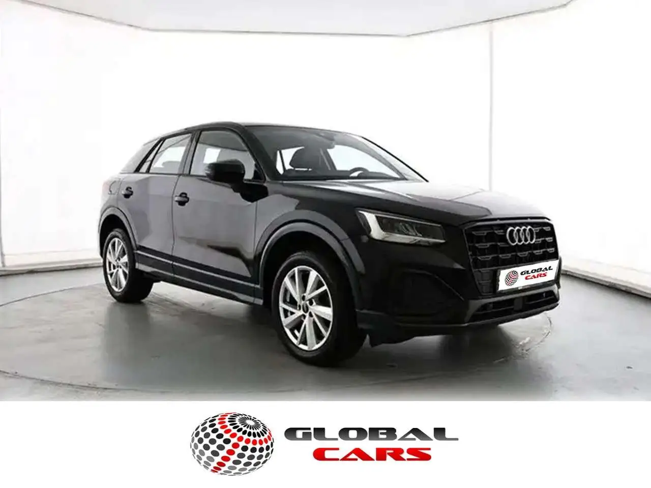 Photo 1 : Audi Q2 2023 Diesel