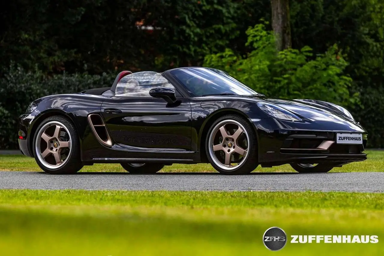 Photo 1 : Porsche Boxster 2021 Essence