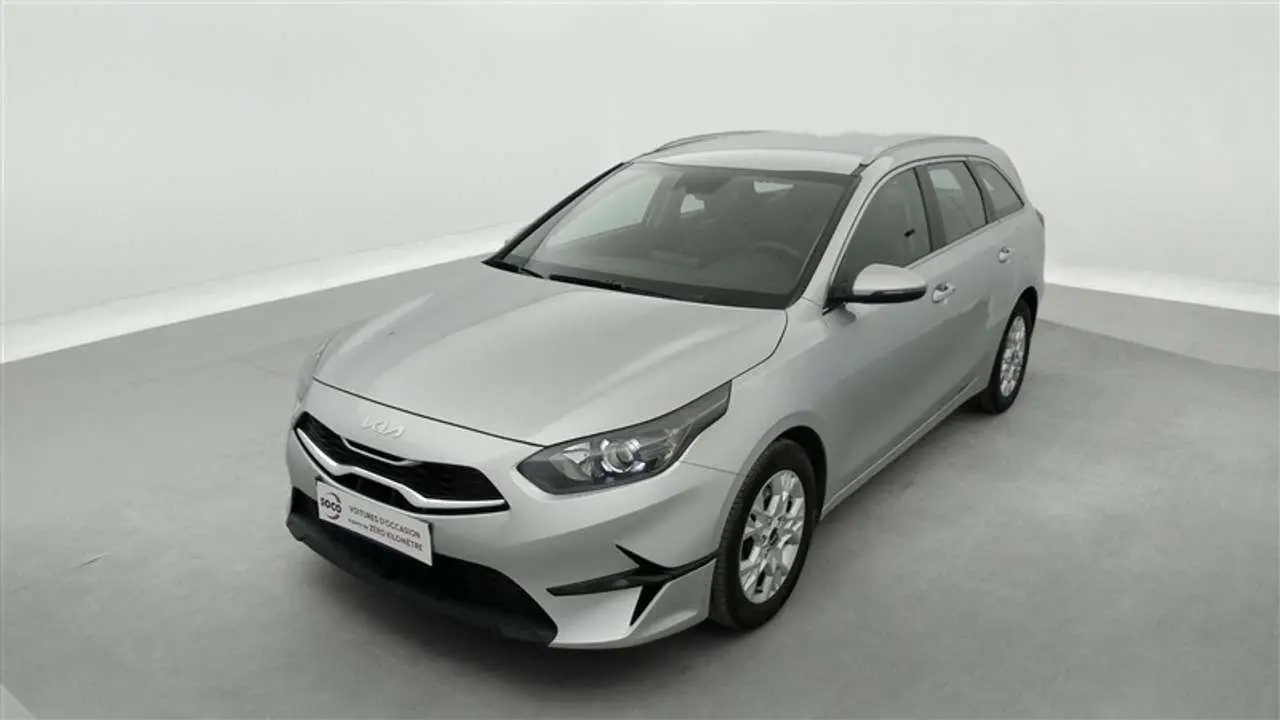 Photo 1 : Kia Ceed 2022 Petrol