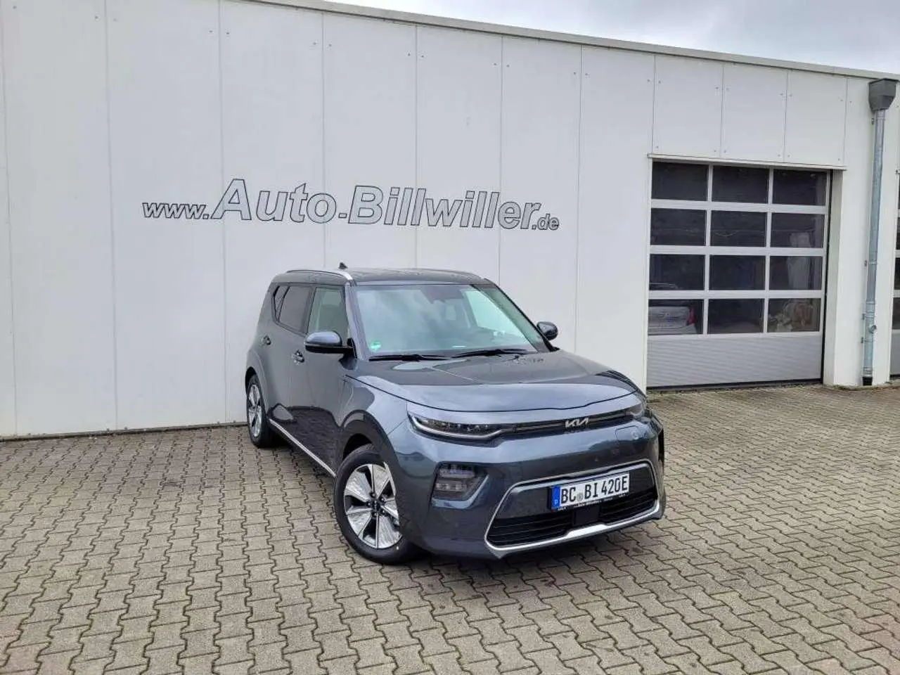 Photo 1 : Kia Soul 2024 Électrique