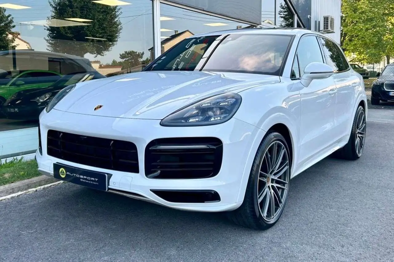 Photo 1 : Porsche Cayenne 2019 Petrol