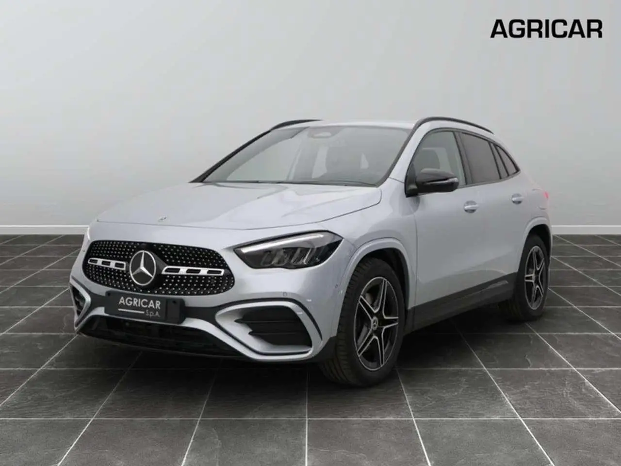 Photo 1 : Mercedes-benz Classe Gla 2024 Diesel