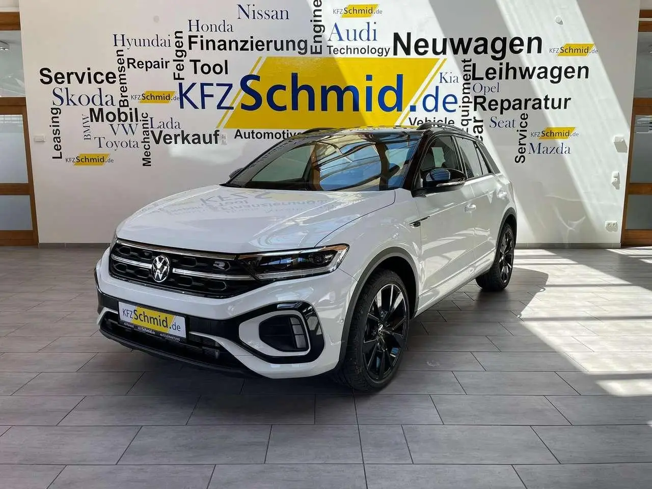 Photo 1 : Volkswagen T-roc 2024 Petrol