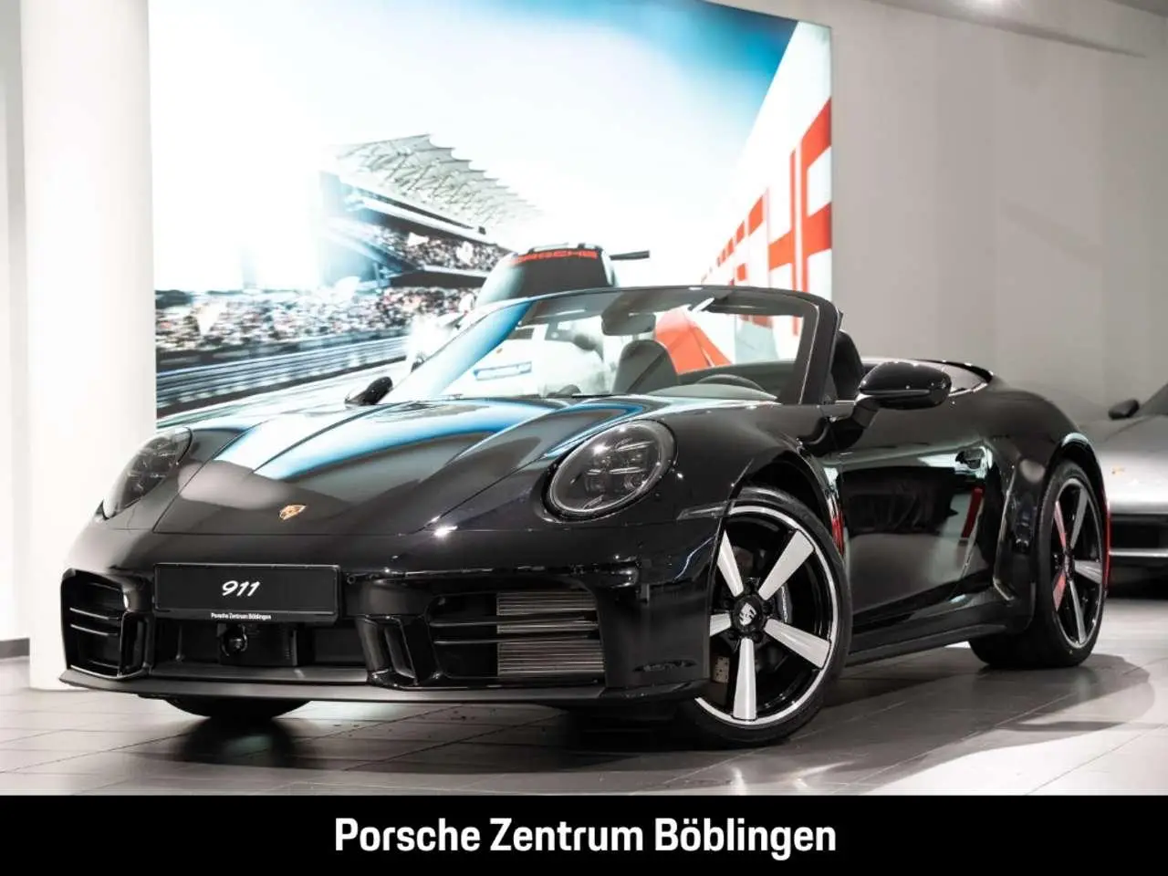 Photo 1 : Porsche 992 2024 Essence