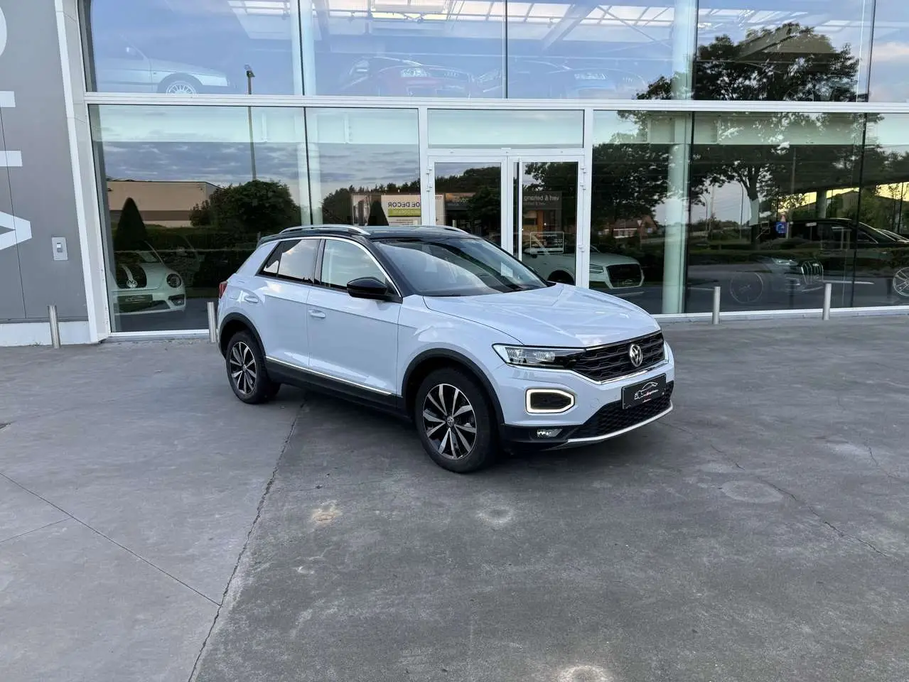 Photo 1 : Volkswagen T-roc 2017 Essence