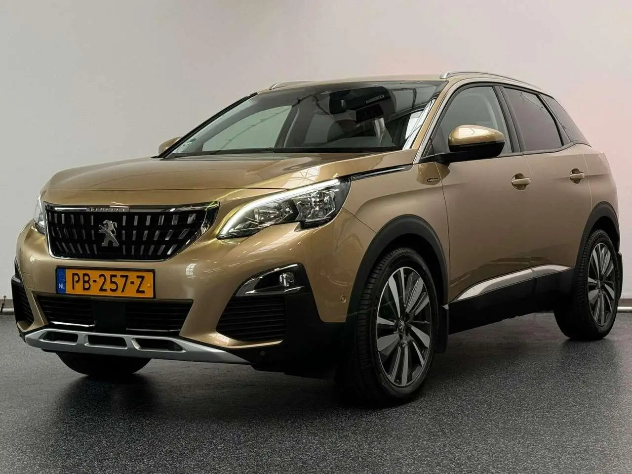 Photo 1 : Peugeot 3008 2017 Petrol