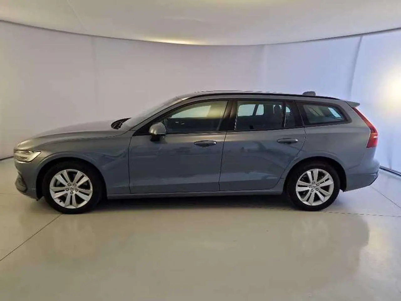 Photo 1 : Volvo V60 2021 Hybrid