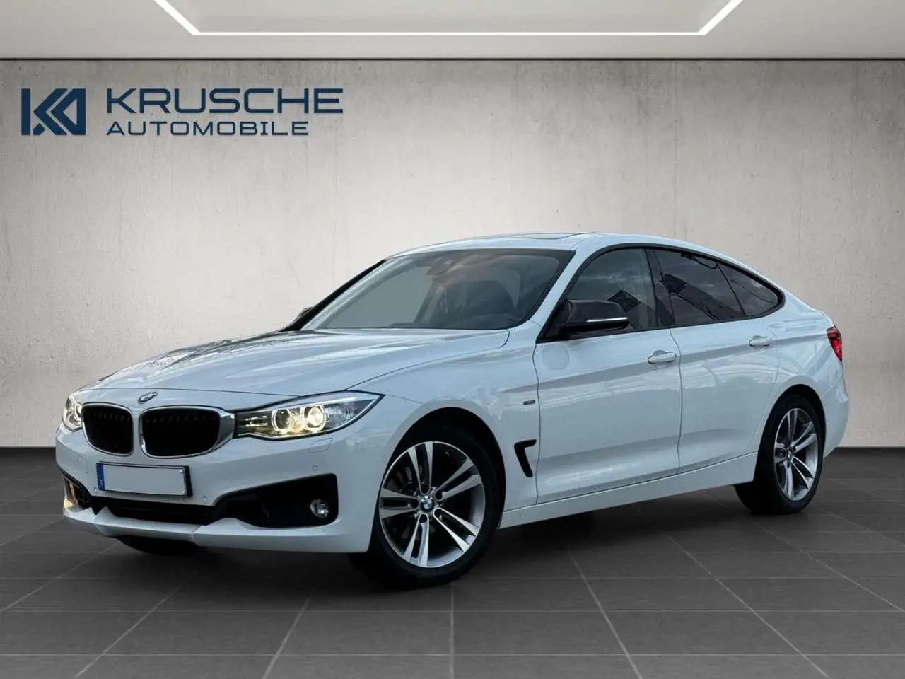 Photo 1 : Bmw Serie 3 2015 Petrol