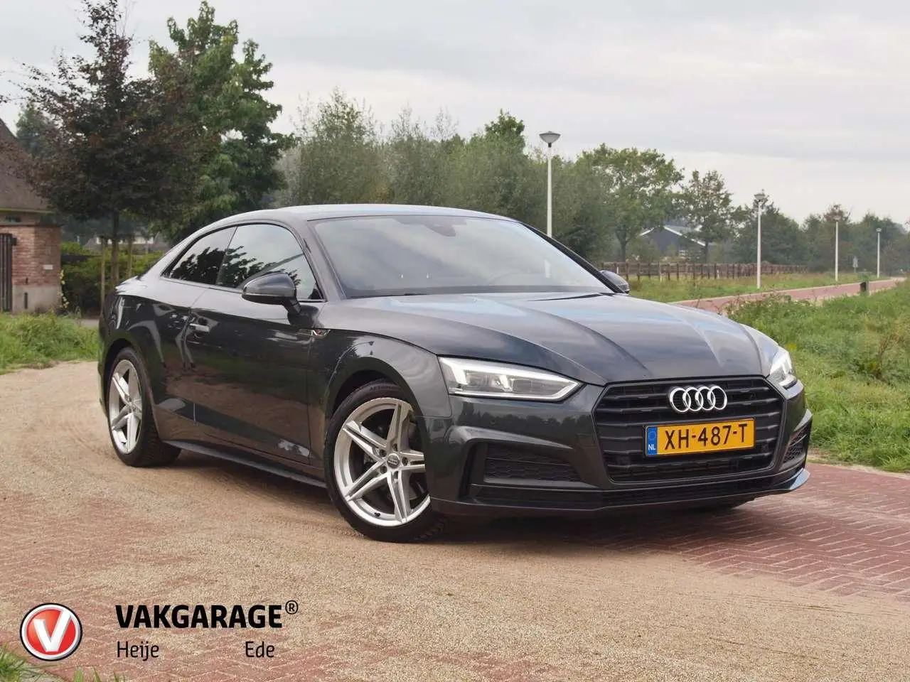 Photo 1 : Audi A5 2019 Essence