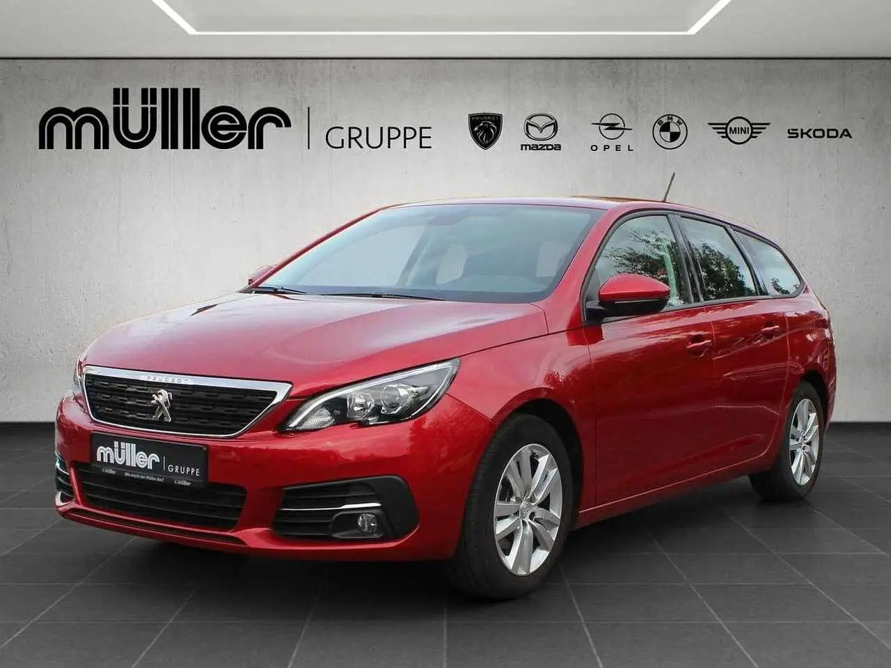 Photo 1 : Peugeot 308 2021 Petrol