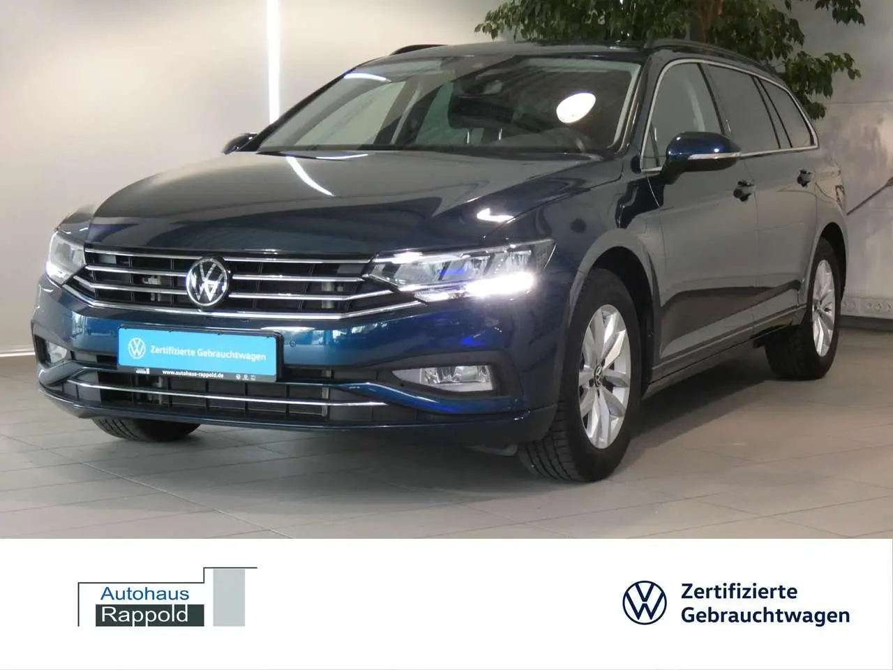 Photo 1 : Volkswagen Passat 2023 Petrol