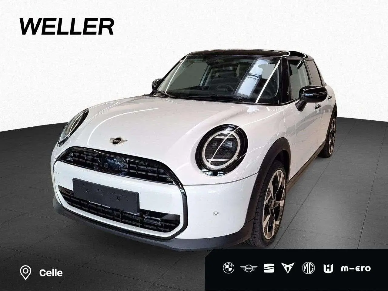 Photo 1 : Mini Cooper 2024 Petrol