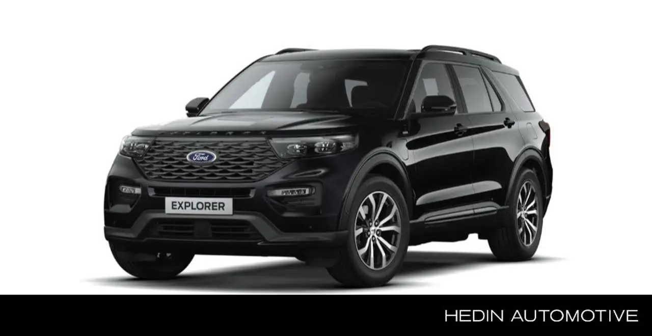 Photo 1 : Ford Explorer 2024 Hybrid