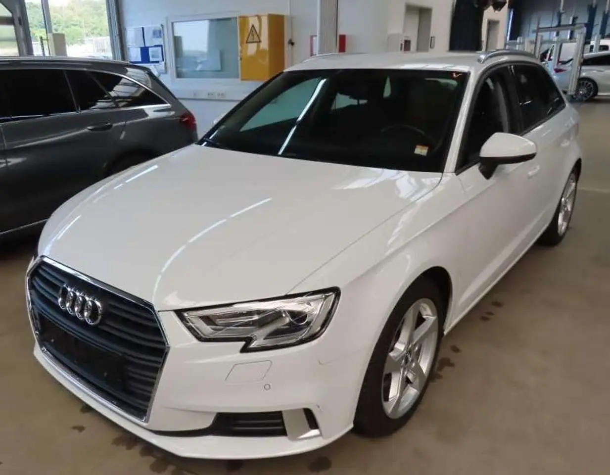 Photo 1 : Audi A3 2019 Diesel