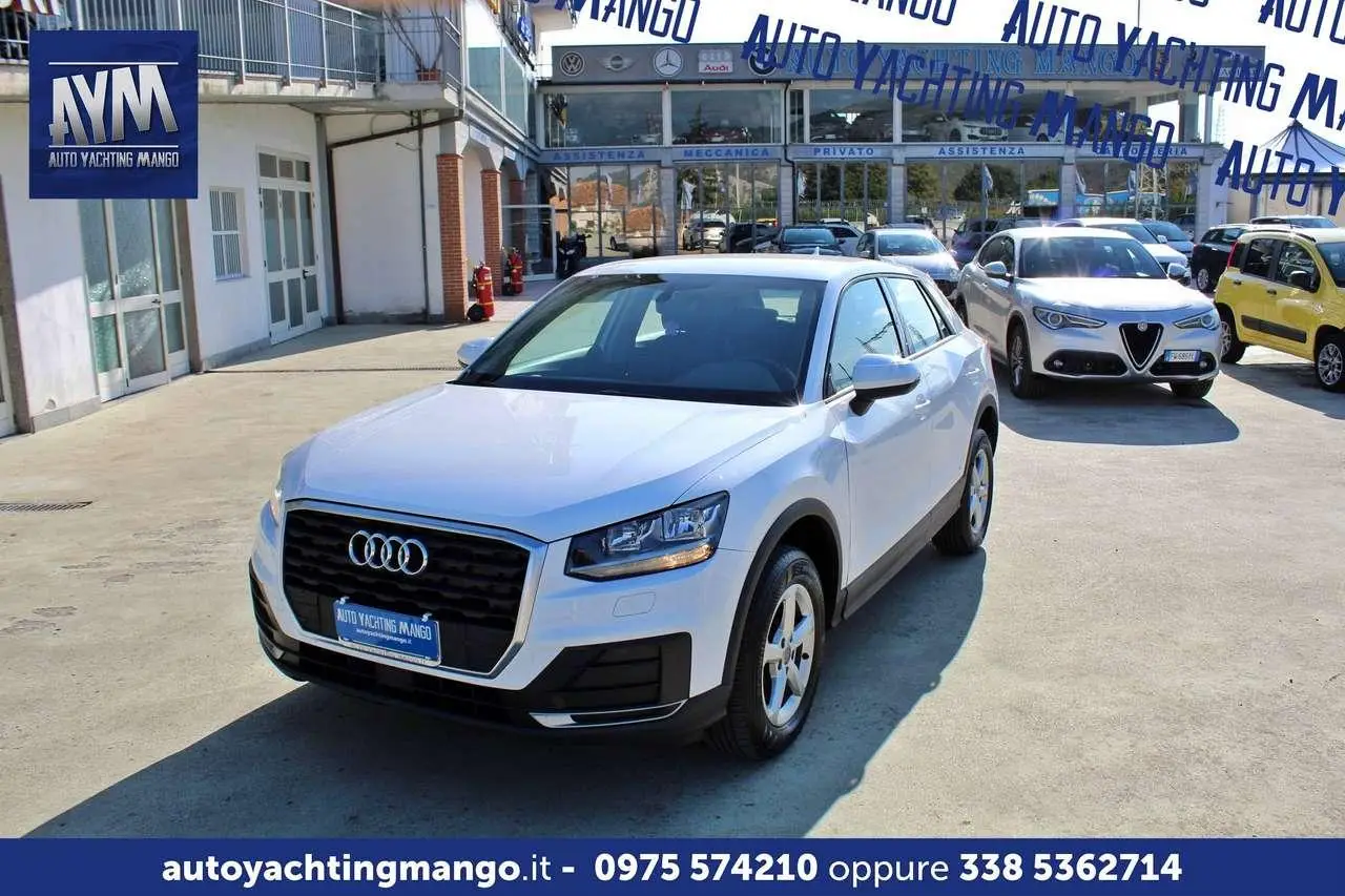 Photo 1 : Audi Q2 2018 Diesel