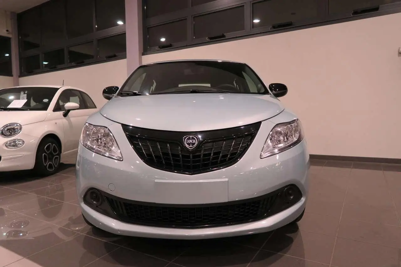 Photo 1 : Lancia Ypsilon 2024 Hybride