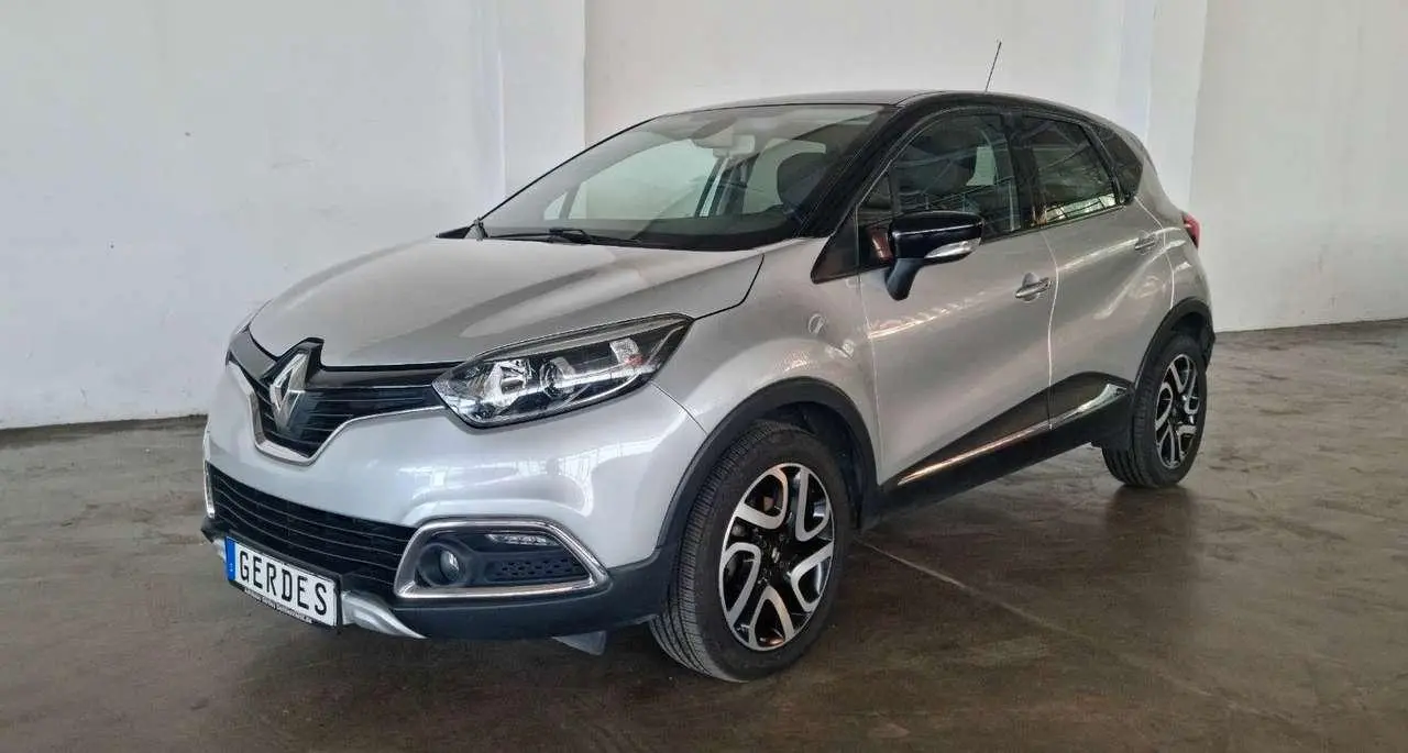 Photo 1 : Renault Captur 2016 Petrol