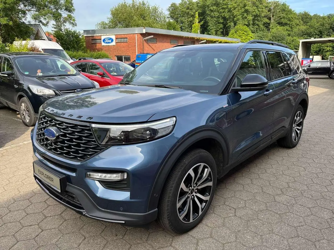 Photo 1 : Ford Explorer 2020 Hybrid